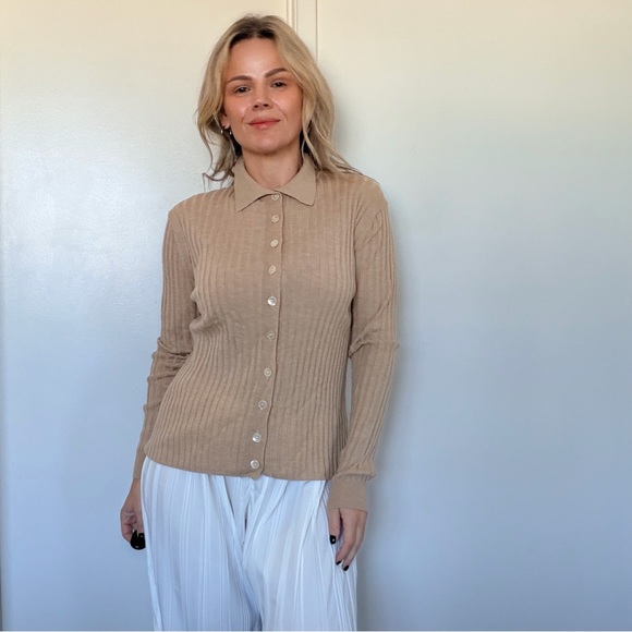 Almina Concept High Neck Button Up Long Sleeve - Picture 3 of 12